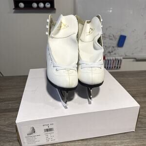American Athletic Shoe Girls Tricot Lined Figure Skates, Size 1, White